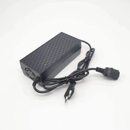 Adapter Trotineti 54.6V – 2A