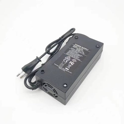Adapter Trotineti 54.6V – 2A
